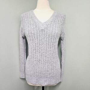 Falls Creek V-Neck Light Gray Sweater Small